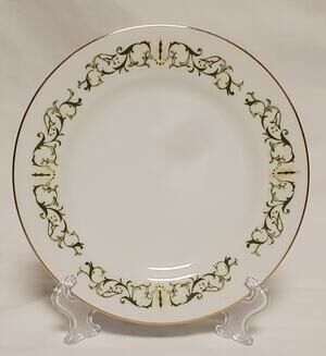 Fine China of Japan BELL FLOWER 2999 Green Scroll White Dinner Plate 10 1/4"